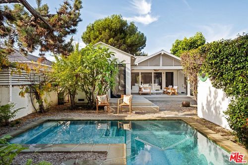 1016 Indiana Ct, Venice, CA, 90291 | Card Image