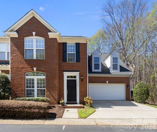 10400 Berkeley Woods Lane, Charlotte, NC, 28277 | Card Image