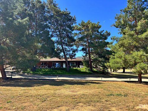 3412 Indian Rock Rd, Lake Isabella, CA, 93240-9160 | Card Image