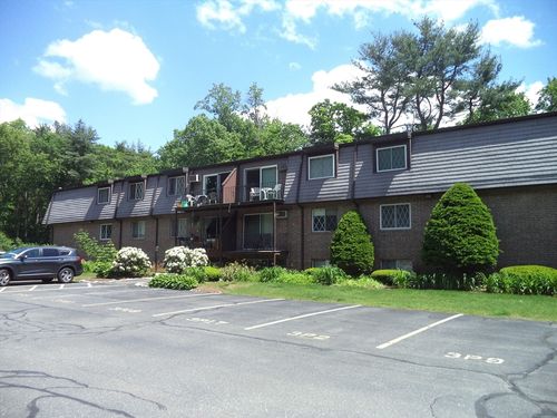 unit-5-3 Pembroke Dr, Derry, NH, 03038-1316 | Card Image