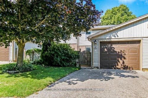 10 Berkshire Crt, London, ON, N6J3N7 | Card Image