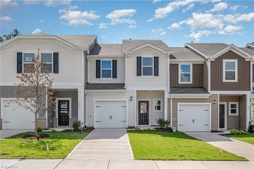 970 Rolling Fields Dr, Graham, NC, 27253-4280 | Card Image