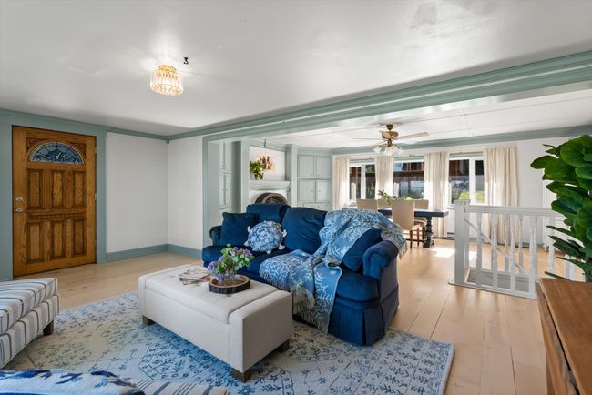 Living Area | Image 5