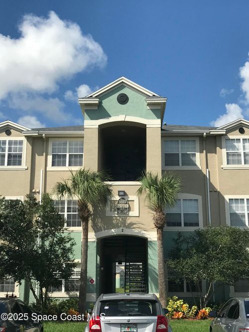 203-5692 Star Rush Dr, Melbourne, FL, 32940-6386 | Card Image