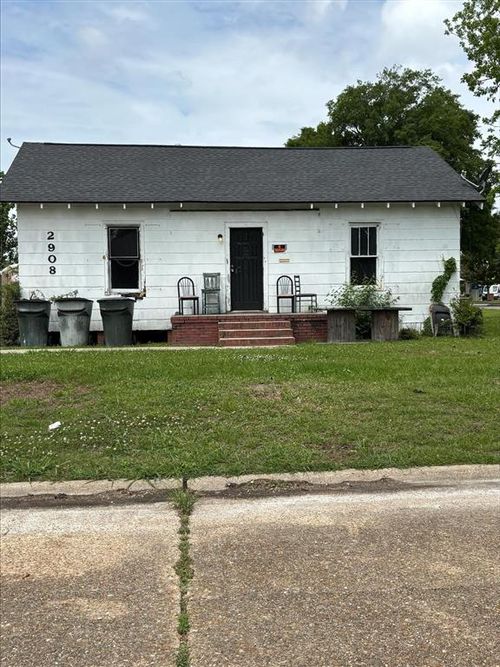 2908 Fiske Street, Lake Charles, LA, 70601 | Card Image