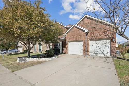813 Lake Forest Trl, Little Elm, TX, 75068-8440 | Card Image