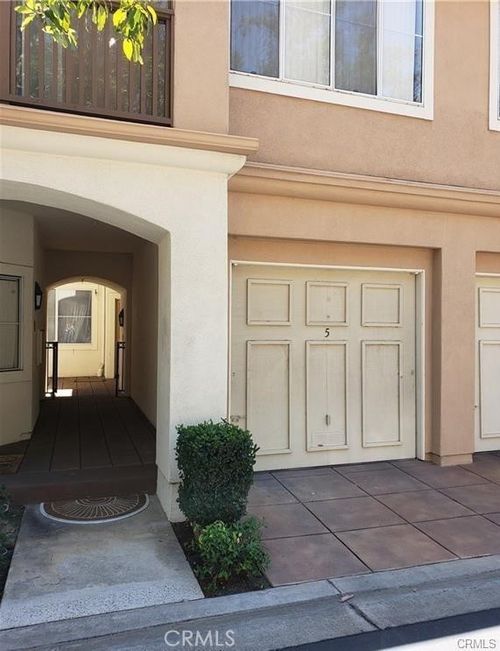 2749 Dietrich Dr, Tustin, CA, 92782 | Card Image