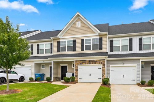 8139 Sheffield Dr, Terrell, NC, 28682-8760 | Card Image