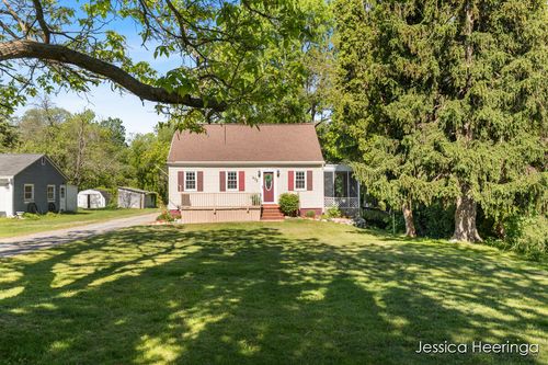 475 Northland Ct, Rockford, MI, 49341-9752 | Card Image