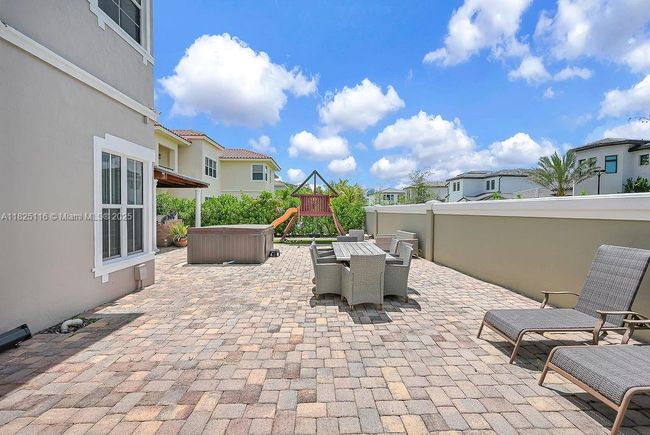 3521 Forest View Cir, House other with 5 bedrooms, 5 bathrooms and null parking in Fort Lauderdale FL | Image 58