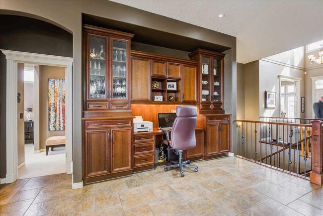 22 Tuscany Estates Crescent Nw, Home with 3 bedrooms, 2 bathrooms and 4 parking in Calgary AB | Image 19