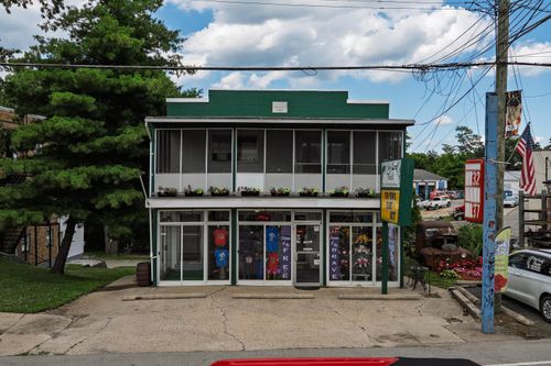 16 N Main St, Dry Ridge, KY, 41035-7022 | Card Image