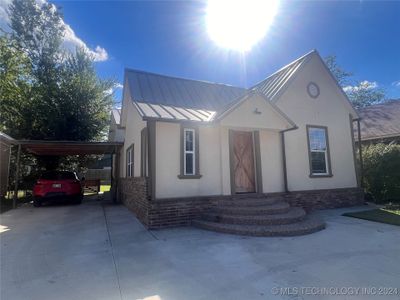 410 E Comanche Avenue, House other with 3 bedrooms, 3 bathrooms and null parking in McAlester OK | Image 2