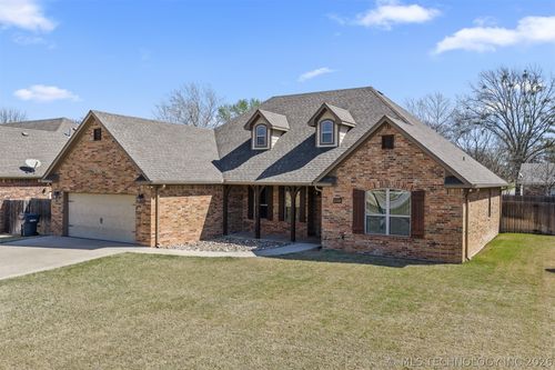 1310 Buckingham, Ardmore, OK, 73401-3733 | Card Image