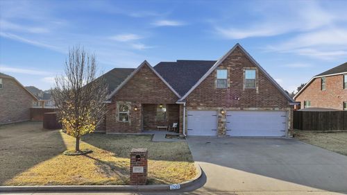 1720 Elk Run Dr, Stephenville, TX, 76401-6072 | Card Image