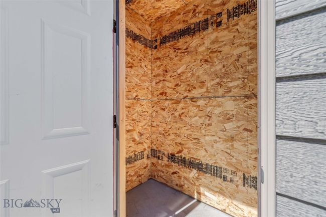 Additional storage closet on opposite side of home from dog run | Image 13