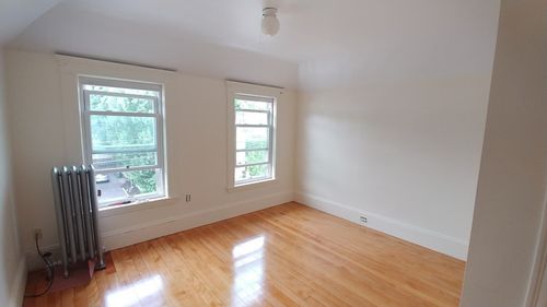 3-28 Commonwealth Rd, Watertown, MA, 02472-1357 | Card Image