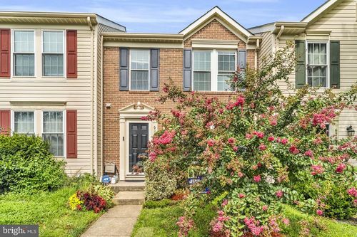 6204 Battalion St, CENTREVILLE, VA, 20121-5301 | Card Image