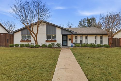 3132 Chapel Downs Dr, Dallas, TX, 75229-5833 | Card Image