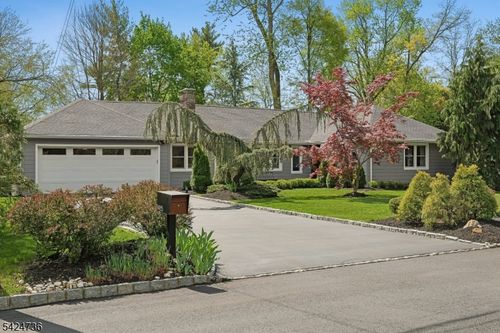 1485 Force Dr, Mountainside, NJ, 07092-1709 | Card Image