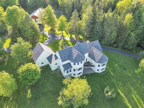 4647 Lake Rd, Newport Ctr, VT, 05857-9471 | Card Image
