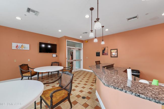 Indoor Kitchen | Image 37
