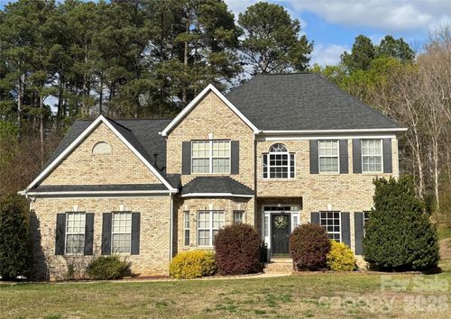 5367 Harvest Hill Dr, Harrisburg, NC, 28075-7400 | Card Image