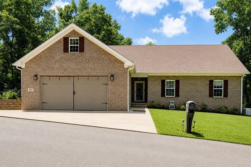 305 Doe Crossing Dr, Smiths Grove, KY, 42171-7309 | Card Image