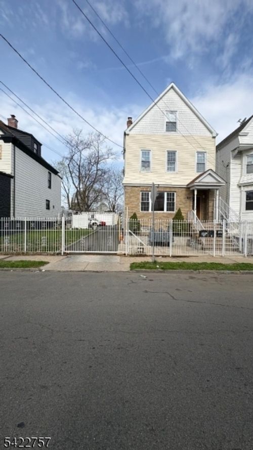 87 Ellis Ave, Irvington, NJ, 07111-4307 | Card Image
