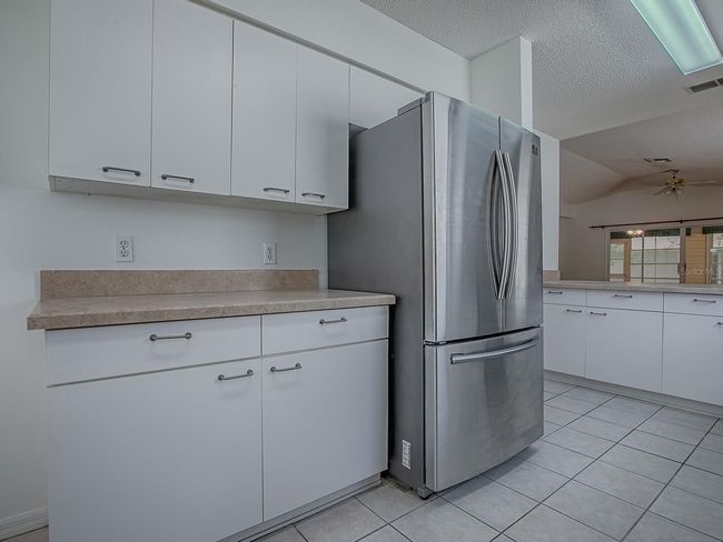 32708 Westwood Loop, House other with 2 bedrooms, 2 bathrooms and null parking in LEESBURG FL | Image 9