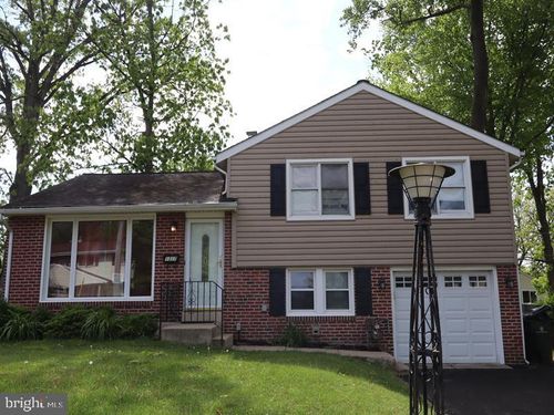1317 Fitzwatertown Rd, ABINGTON, PA, 19001-2814 | Card Image
