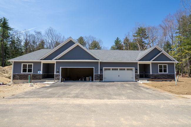 18 - 18 Nicols Way, Condo with 2 bedrooms, 2 bathrooms and 2 parking in Easthampton MA | Image 39
