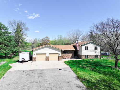 2819 Crestwood Drive Ne, Alexandria, MN, 56308 | Card Image