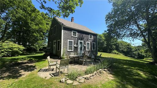 815 Beacon Hill Rd, Block Island, RI, 02807-7788 | Card Image
