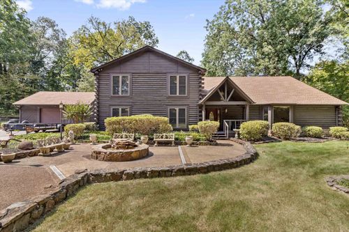 225 Eagle Spring Cv, Cordova, TN, 38018-7736 | Card Image