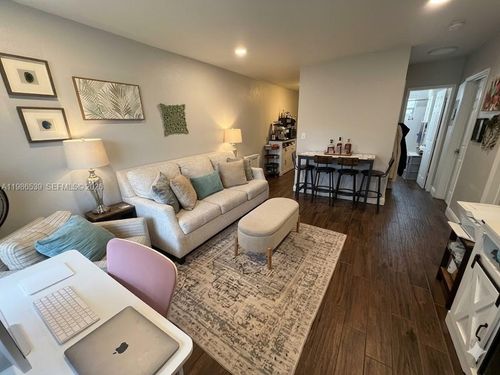 apt-3-730 Nw 4th Ave, Fort Lauderdale, FL, 33311-7360 | Card Image