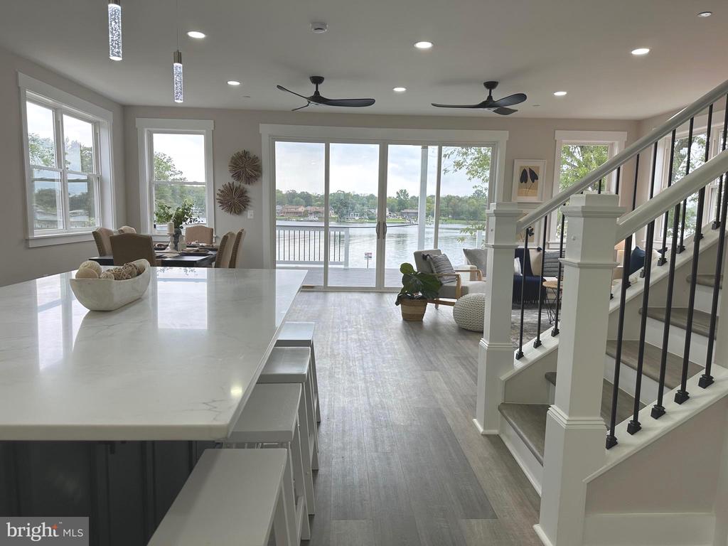 Poplar Rd, Essex, MD 21221