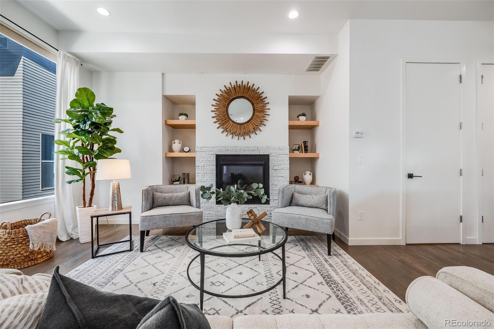 Navajo St, Denver, CO 80211