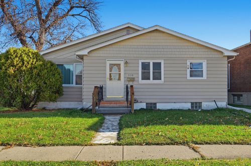 316 5th St N, Wahpeton, ND, 58075-4412 | Card Image