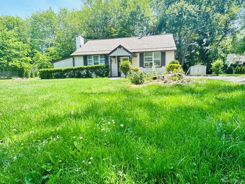 15 Maple Dr, Brewster, NY, 10509-3830 | Card Image