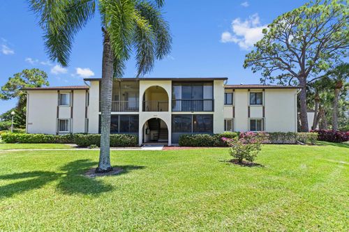 d1-302 Knotty Pine Cir, Greenacres, FL, 33463-9041 | Card Image