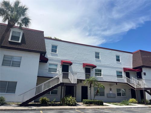 f103-9105 Tudor Dr, TAMPA, FL, 33615-3769 | Card Image