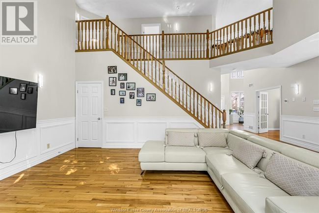 3741 Inglewood Ave, House other with 6 bedrooms, 5 bathrooms and null parking in Windsor ON | Image 15