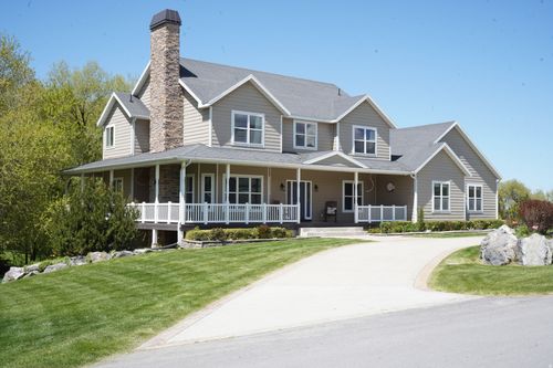 8797 Bridger Blvd, Paradise, UT, 84328-7765 | Card Image