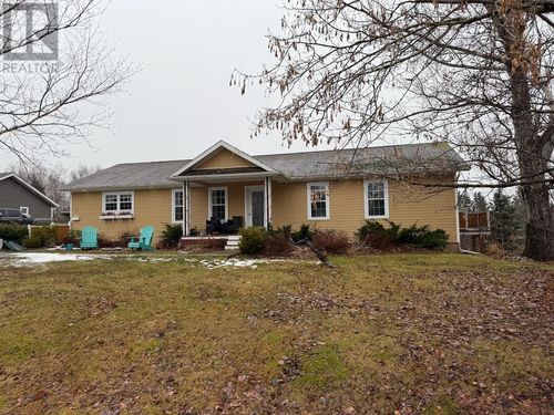 14 Revell Dr, Charlottetown, PE, C1A8N1 | Card Image