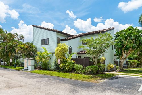 22300 Pineapple Walk Dr, Boca Raton, FL, 33433-5522 | Card Image