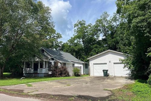 152 Florence St, Defuniak Springs, FL, 32435-3028 | Card Image