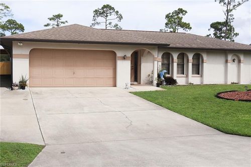 18122 Sandy Pines Cir, North Fort Myers, FL, 33917-4712 | Card Image