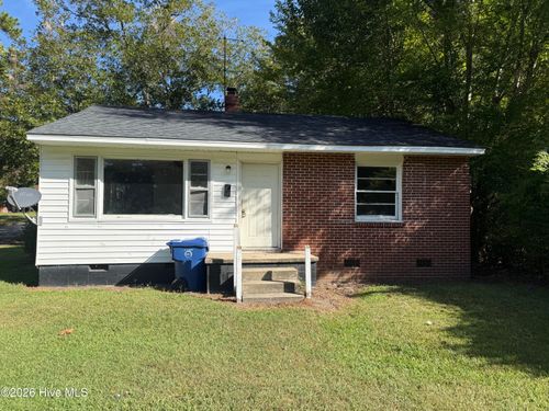800 Dixon St, Kinston, NC, 28501-2402 | Card Image