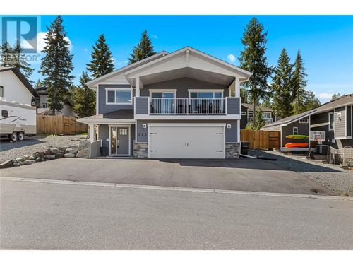 123 18th St S, Cranbrook, BC, V1C0E1 | Card Image